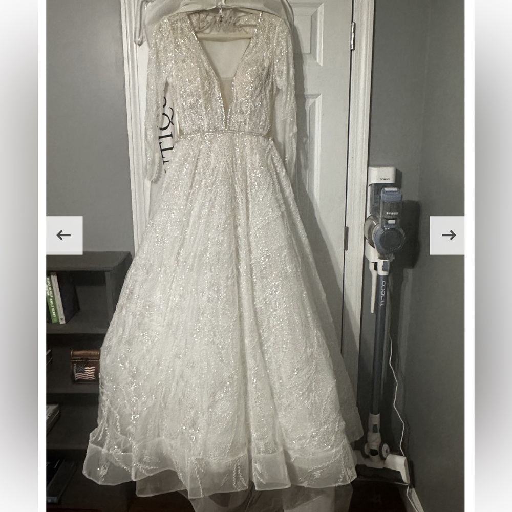 2021 Calla Blanche Wedding Dress